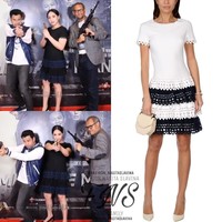 Baju berharga fantastis lainnya yang juga pernah dipakai Nagita adalah dress hitam dari label couture desainer Azzedine Alaïa. Dress hitam dengan potongan mini itu harganya mencapai Rp 55,5 juta. Foto: Instagram @ fashion_nagitaslavina