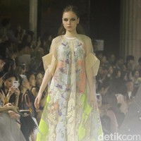 Fashion show tunggal Sapto Djojokartiko yang terinspirasi wayang Solo, Jawa Tengah, di Bali Room Hotel Kempinski. Jakarta. [Selasa, 20/08/2019]. Foto: Mohammad Abduh/Wolipop