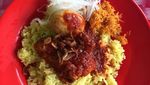 Ayo Sarapan Dengan si Kuning Merah Menggoda, Nasi Kuning Samarinda!