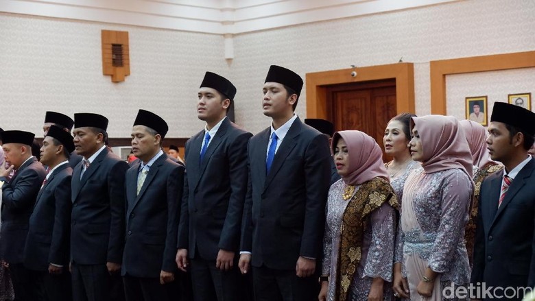 Terpilihnya Caleg Muda di Parlemen Terpilihnya Caleg Muda di Parlemen