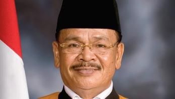 MD Pasaribu