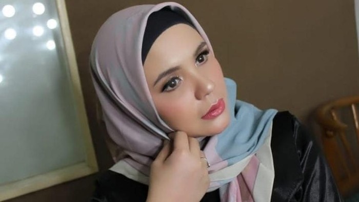 Istri Indra Bekti, Aldila Jelita