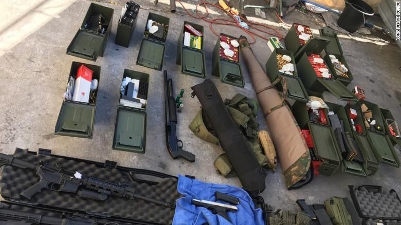 Rencanakan Penembakan Massal di Hotel Mewah, Koki AS Ditangkap Rencanakan Penembakan Massal di Hotel Mewah, Koki AS Ditangkap