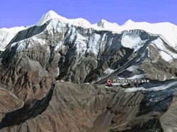 Keindahan dan Misteri Danau Kerangka di Himalaya