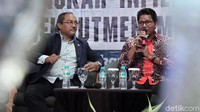 Mantan Panglima Jamaah Islamiyah Nasir Abbas dan Direktur Ekskutif Said Aqil Institute Imdadun Rahmat menjadi pembicara diskusi yang digelar di Jakarta, Kamis (22/8/2019).