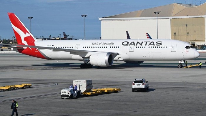 Qantas Australia akan uji coba rute penerbangan terpanjang di dunia selama 19 jam nonstop