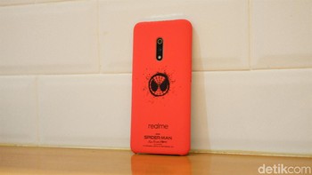 Ditenagai Snapdragon 710 dengan GPU Adreno 616 dan RAM 8 GB. Foto: Adi Fida Rahman/detikINET