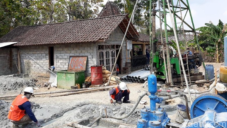 Ada Sumur Bor, Warga Gunungkidul Bisa Nikmati Air Bersih Ada Sumur Bor, Warga Gunungkidul Bisa Nikmati Air Bersih