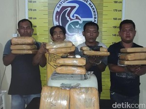 4 Kurir 15 Kg Ganja di Padangsidimpuan Diringkus