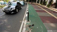 Sejumlah fasilitasnya terpantau telah rusak.
