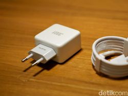 Unboxing Realme X Edisi Spider-Man