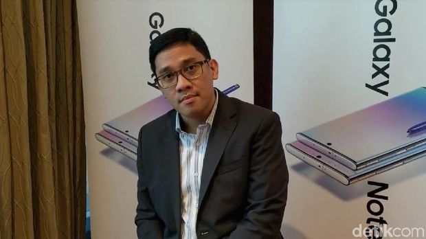 Danny Galant, Head of Product Marketing IT & Mobile Samsung Electronics Indonesia