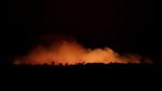 Penampakan Nyala Api Kebakaran Hutan Amazon di Malam Hari