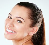 Tes Kepribadian: Siapa yang Senyumnya Palsu di Antara 6 Orang Ini?