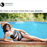 Tampaknya banyak ibu awet muda berasal dari Rusia. Netizen Rusia lain yang memamerkan ibu cantiknya dalam thread tersebut bahkan merasa seperti anak adopsi. Di usia 44 tahun, ia pun memiliki bentuk tubuh yang mengagumkan. Foto: Twitter