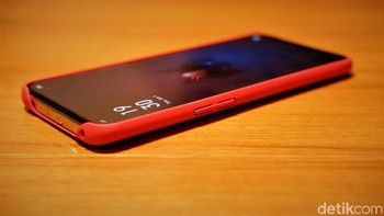 Baterai berkapasitas 3.765 mAh dengan fitur VOOC 3.0. Foto: Adi Fida Rahman/detikINET