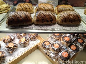 Aneka Pastry Jerman dan Prancis Tetap Hits di Toko Roti Klasik Ini