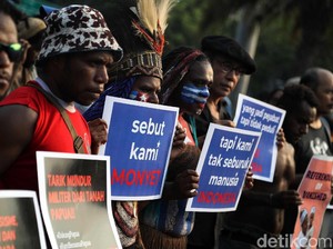 Papua Tak Hanya Perihal Infrastruktur