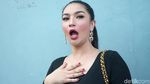 Kenakan Dress Ketat, Siva Aprilia Pamer Lekuk Tubuh