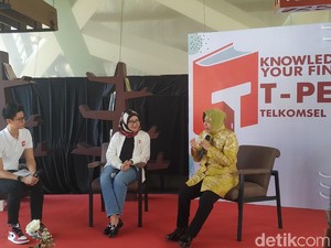 Akselerasikan Literasi Digital, Telkomsel Roadshow T-PERPUS di Surabaya