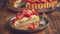 Tart, tarlet atau pie juga tak kalah populer. Berupa adonan biskuit manis yang diisi dengan adonan krim dengan aneka topping. Ada juga yang diberi isian gurih. Foto: istimewa
