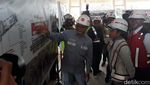 Tampil Kasual, Rini Cek LRT Jabodebek Jelang Uji Coba