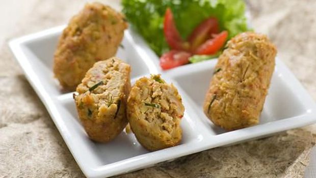 Mendol tempe, makanan khas Malang.