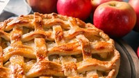 Pies biasanya dibuat dengan adonan dengan campuran buah, sayur hingga daging yang dipanggang bersama. Salah satu yang terkenal adalah apple pie. Foto: istimewa