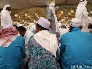 120 Ribu Jemaah Haji Indonesia Mampir Dulu ke Madinah