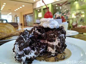 Black Forest dan Opera Cake Legendaris yang Menggoyang Lidah