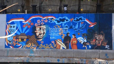 Foto: Mural Sarat Toleransi di Kali Pepe Solo
