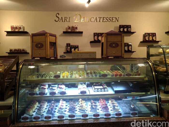 sari delicatessen