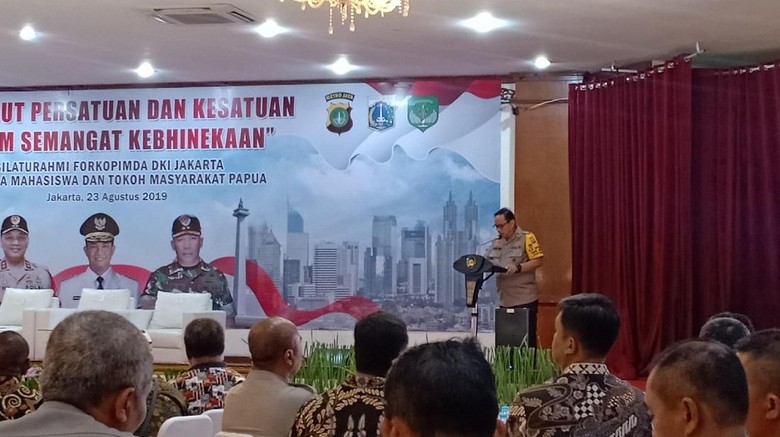 Mahasiswa-Masyarakat Papua Bertemu dengan Forkopimda di Polda Metro Mahasiswa-Masyarakat Papua Bertemu dengan Forkopimda di Polda Metro