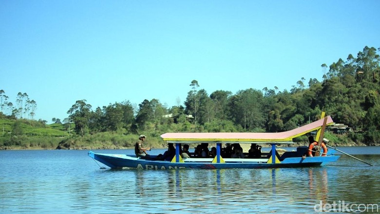 Situ Patenggang 2019 Suasana di Situ Patenggang Agustus 2019