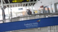 Presiden Direktur PT Angkasa Pura (AP) II (Persero) Muhammad Awaluddin inovasi juga dihadirkan dalam layanan kepada pelanggan di Bandara Soekarno-Hatta, seperti adanya personel digital officer with digital device, Video Customer Assistant (VICA), dan concierge express. Grandyos Zafna/detikcom.