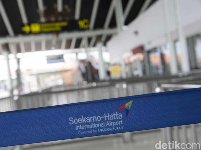 Untuk pertama kalinya sejak 1985, Terminal 1C Bandara Soekarno Hatta akhirnya dilakukan revitalisasi. Hal itu guna meningkatkan pelayanan dan kapasitas jumlah penumpang.