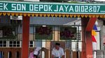 Halte Komplek SDN Depok Jaya Dipenuhi Coretan