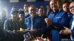 PAN Rayakan HUT Ke-21 di Kolong Tol