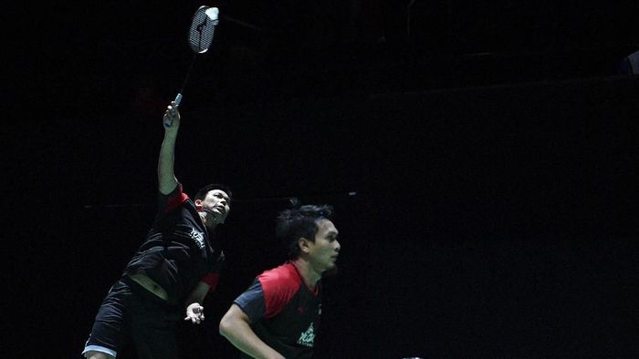 Indonesia mengirim empat wakil ke perempatfinal Kejuaraan Dunia Bulutangkis 2019 (Foto: ANTARA FOTO/Hafidz Mubarak/pd) Indonesia mengirim empat wakil ke perempatfinal Kejuaraan Dunia Bulutangkis 2019 (Foto: ANTARA FOTO/Hafidz Mubarak/pd)