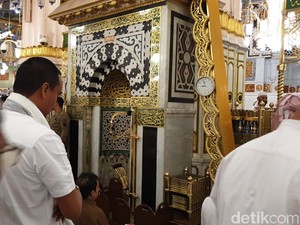 Arab Saudi Batasi Izin Kunjungan ke Raudhah Hanya 10 Menit