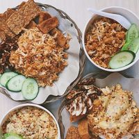 Makan Siang Puas dengan Ayam Geprek Kekinian Rp 15 Ribu!