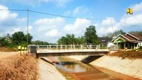 Luas irigasi terbagi di Provinsi Sumsel seluas 74.000 Ha di Kabupaten Ogan Komering Ulu (OKU) Timur, Kabupaten Ogan Komering  Ilir (OKI) dan Propinsi Lampung seluas 50.000 Ha terletak di Kabupaten Way Kanan dan Tulang Bawang. Pool/Kementerian PUPR.