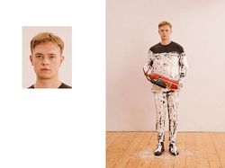 Proses Pembuatan Foto KTP yang Nyeleneh Tapi Kocak