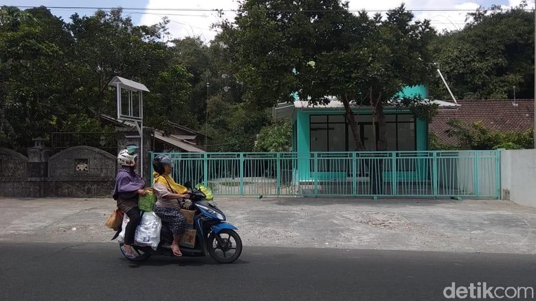 Busur dan Anak Panah Diamankan dari Rumah Terduga Teroris di Kota Blitar Busur dan Anak Panah Diamankan dari Rumah Terduga Teroris di Kota Blitar