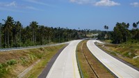 PT Hutama Karya (Persero) atau HK turut ambil bagian dalam pembangunan Jalan Tol Manado Bitung sepanjang 39 km. Pool/PT Hutama Karya.