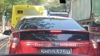Diketahui, sejak 2013 silam Trans-Cab telah menggunakan Toyota Prius Hybrid untuk kendaraan operasionalnya. Di tahun tersebut, Trans-Cab mengoperasikan tidak kurang dari 50 Toyota Prius Hybrid. Foto: Luthfi Anshori
