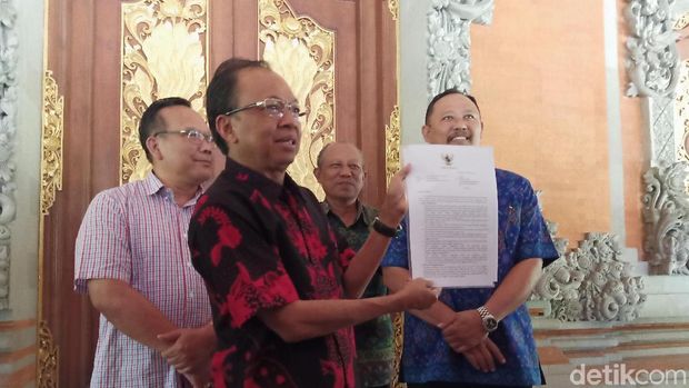 Koster Minta Pelindo III Setop Reklamasi di Pelabuhan Benoa