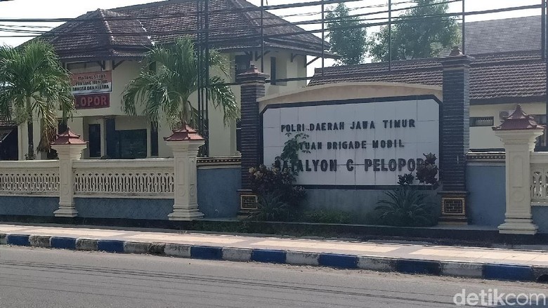 YT, Pelaku Perampokan dan Terduga Teroris Madiun akan Dibawa ke Jakarta YT, Pelaku Perampokan dan Terduga Teroris Madiun akan Dibawa ke Jakarta