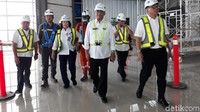 Budi Karya Sumadi tiba di Yogyakarta International Airport (YIA) di Kecamatan Temon, Kabupaten Kulon Progo.