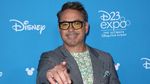 Robert Downey Jr Sang Legenda Disney
